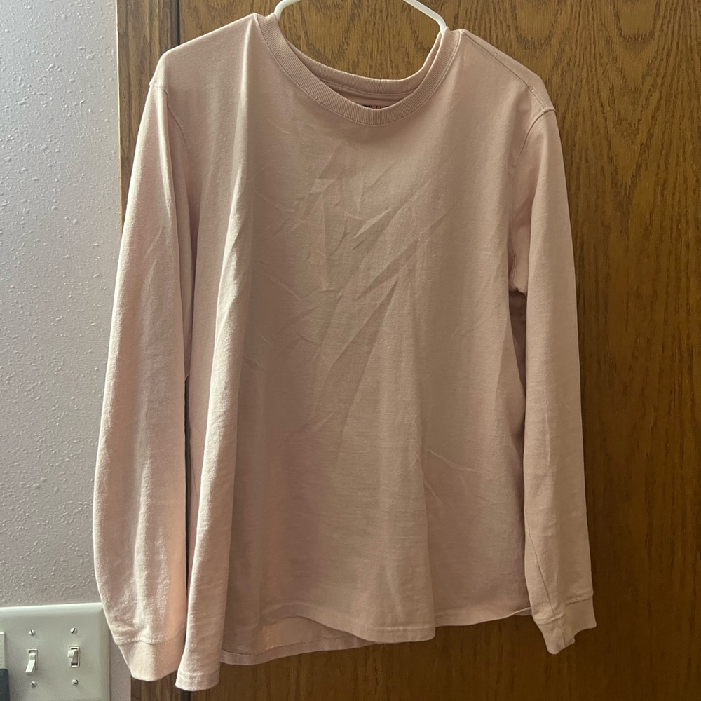 pink carhartt long sleeve.